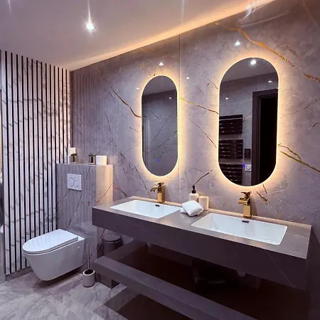 T4 Luxe Apartman