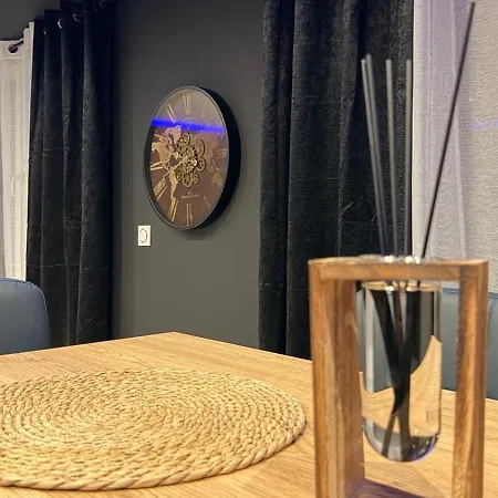 T4 Luxe Apartment Albertville