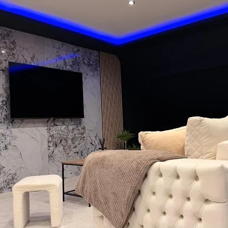 T4 Luxe *